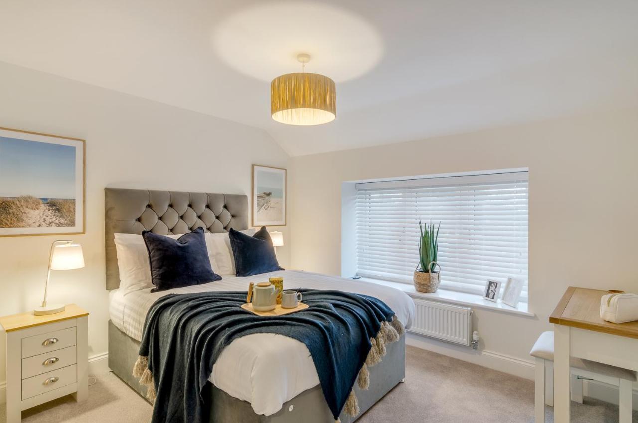 Spacious 6-Bed Home, Near The Norfolk Broads Clippesby 外观 照片